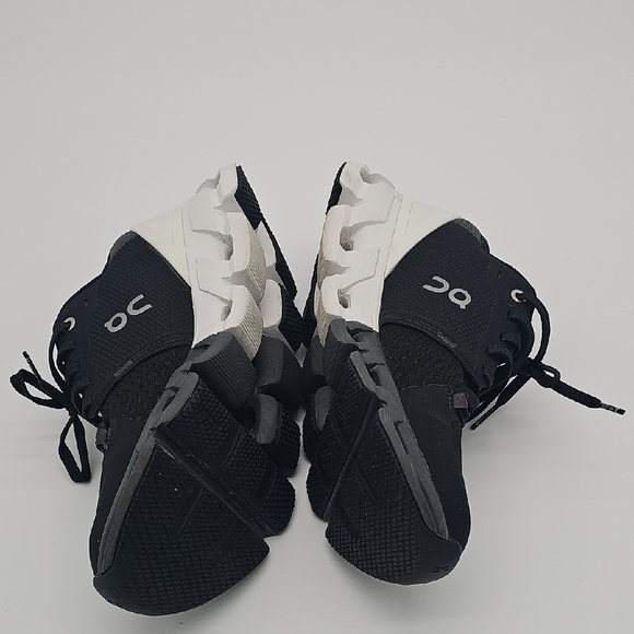 On Running Women's Cloud Flyer Athletic Shoes in Black and White - Picture 6 of 16